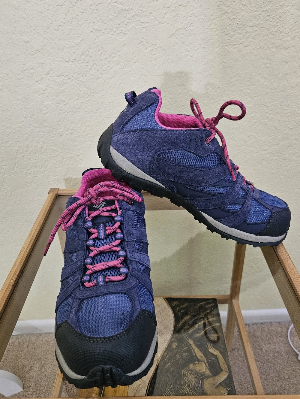 NWOT Columbia Redmond  Women's Navy and Hot Pink Trail Walkers Size 7 / 7.5 - Picture 7 of 9